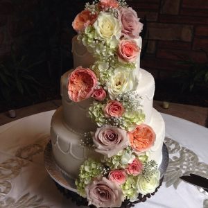 cake flowers by Callie Hobbs